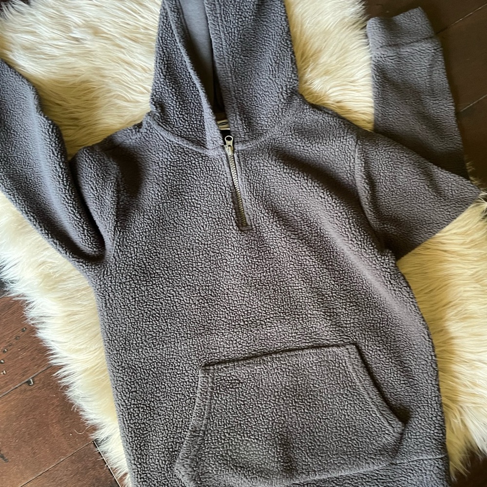 Old Navy boys grey half zip-up sweater with hood